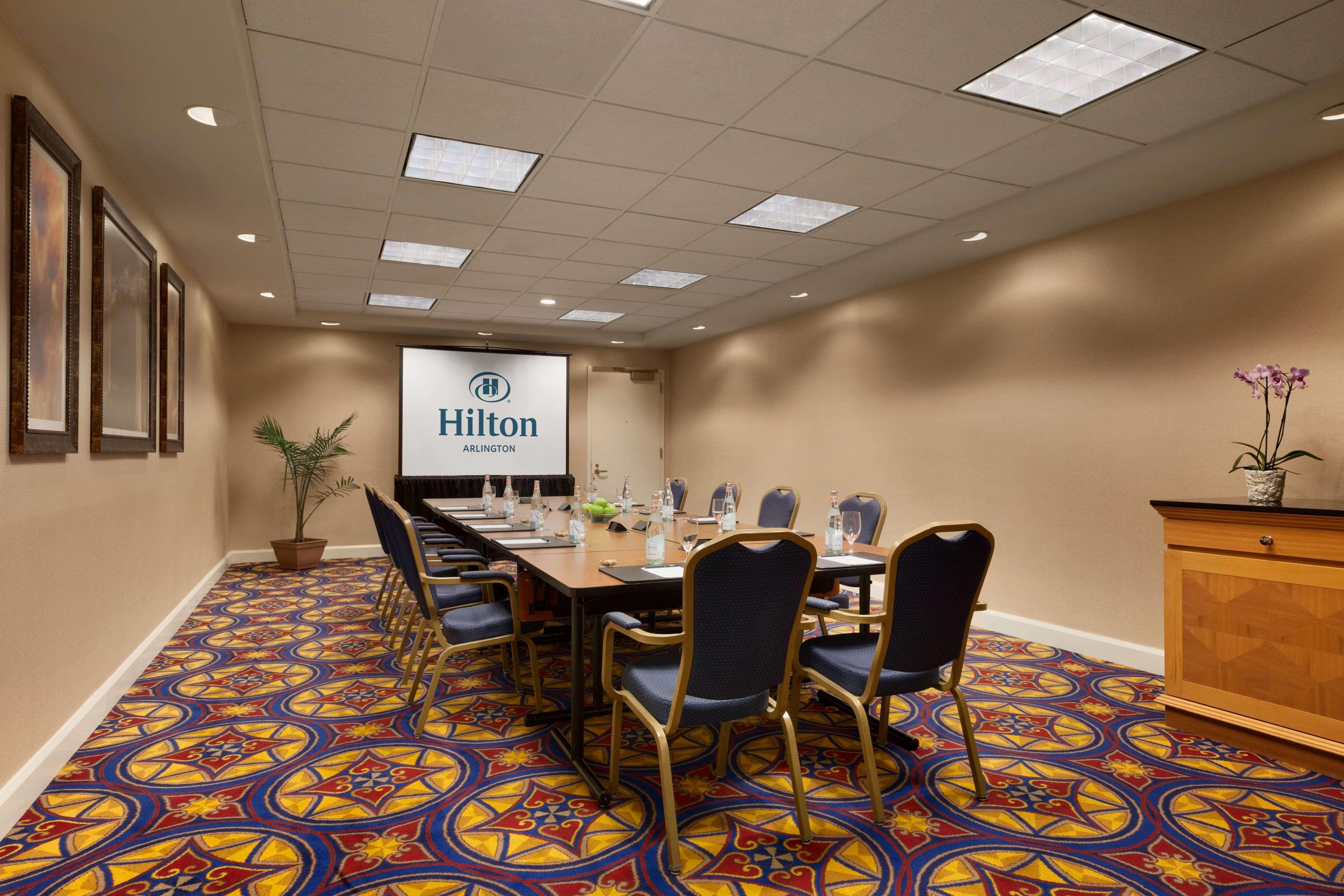 Hilton Arlington Hotel Ngoại thất bức ảnh